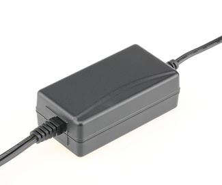 Bom preço. Alta Eficiência 1.5m Cable Desktop Adaptador de Potência Proteção de Curto Circuito on-line