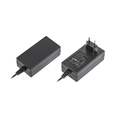 Bom preço. Branco / Preto Universal Pd Potência 18w / 20w para carregamento rápido on-line
