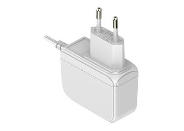 Bom preço. 12V branco 1.5A E.U./UE/adaptador BRITÂNICO do poder da montagem da parede da C.A. da tomada para a aplicação da caixa de set-top on-line