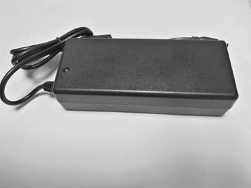Bom preço. 90 C.A. do adaptador do poder do portátil do desktop de -264V 12V 6A - universal preto da C.C. on-line