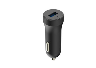 Bom preço. Carregador USB PD30W A solução de carregamento definitiva para veículos on-line
