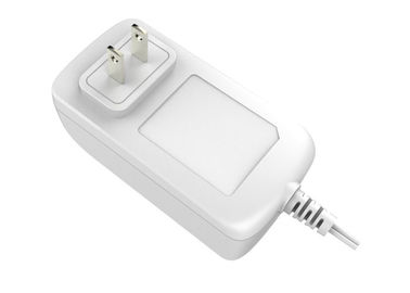 Bom preço. Adaptador branco 12V 36W do poder da parede da C.C. da C.A. da tomada de Japão para o caderno/telefone on-line