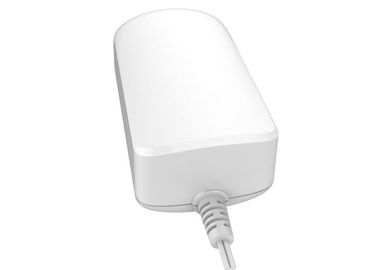 Bom preço. Branco mundial universal da tomada de adaptador 12v do curso da tomada do KA do AU da NC 3A on-line