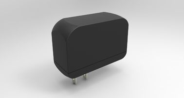 Bom preço. Adaptador de carregamento rápido universal do único porta usb com a tomada de 5V 2.4A E.U. on-line